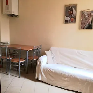  Appartamento A Italia